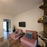 Traveler's Place At Centre Tirana