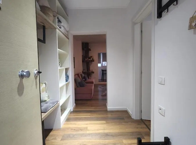 Traveler's Place At Centre Apartment *